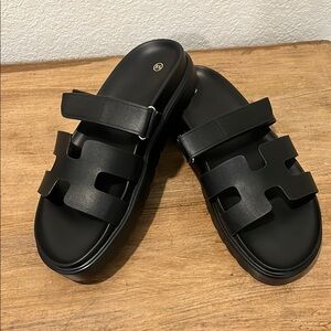 Black Chunky Platform Sandals with Straps